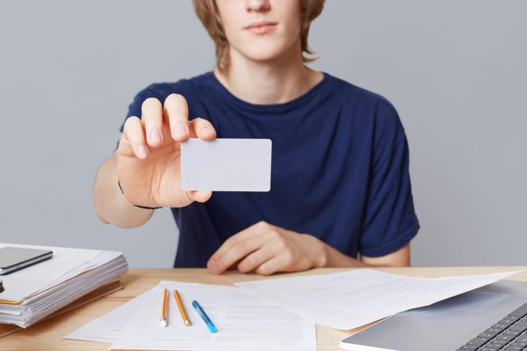 Czy uczeń w edukacji domowej ma legitymację i prawa ucznia?